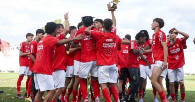 Devo tudo ao Benfica»: emoção, título e recorde histórico nos Sub-17